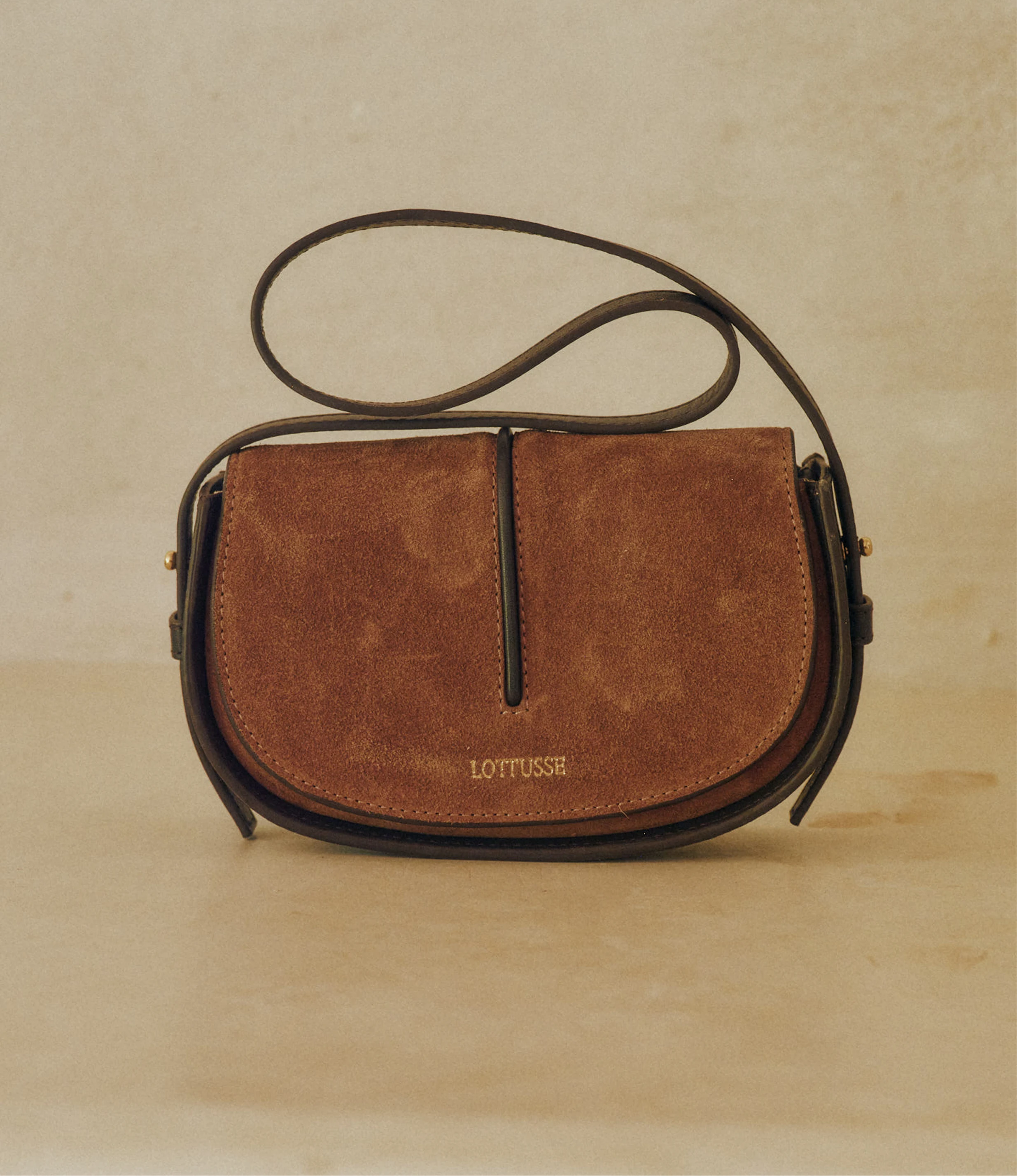 <p>WOMEN’S BAGS</p>