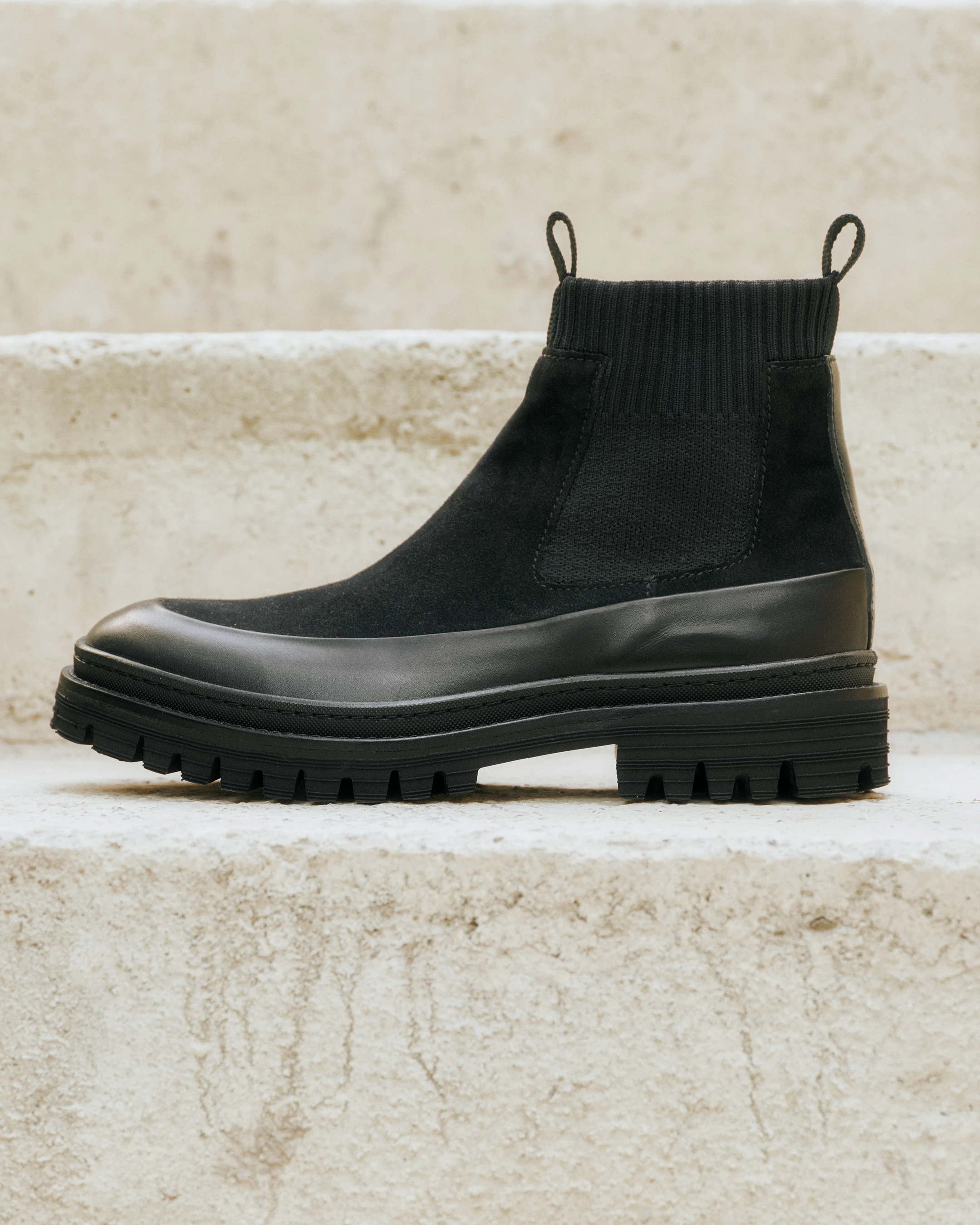 <p>MEN’S SHOES</p>