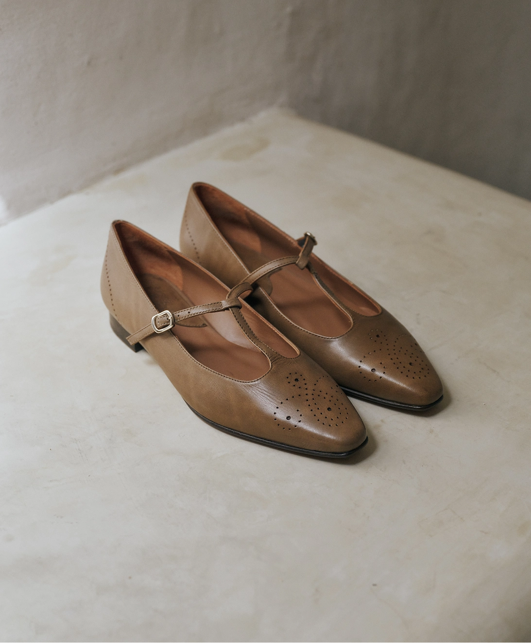 <p>ZAPATOS MUJER</p>